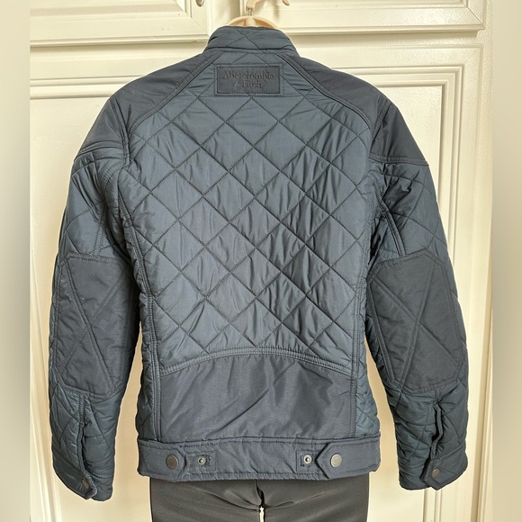 Abercrombie & Fitch Quilted Jacket with light padding. Size XS - Picture 3 of 11